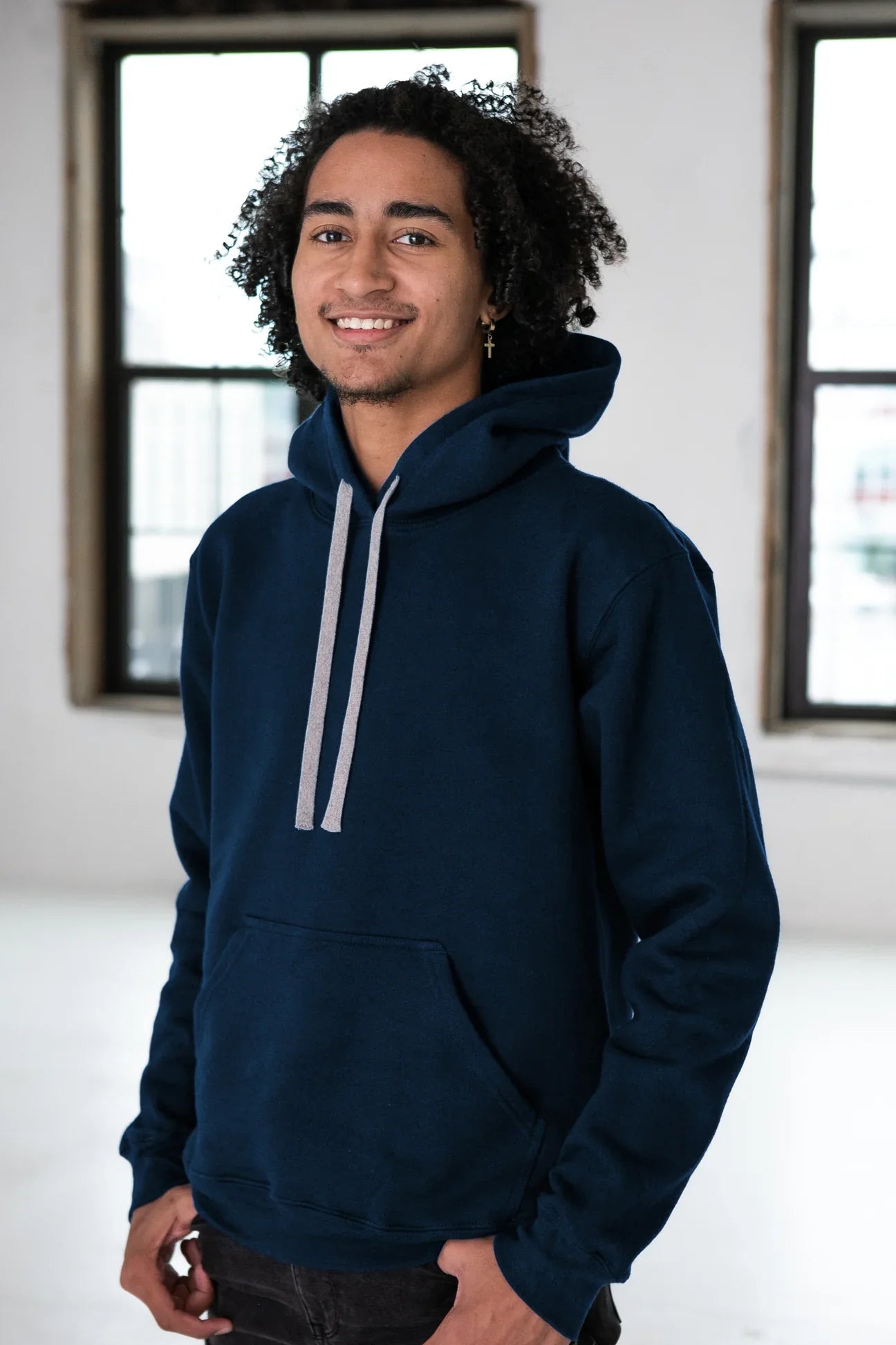 5-401U-06NAVYJORDAN1_1296x_405d11f9-cef4-43c5-a94c-187af27536d4