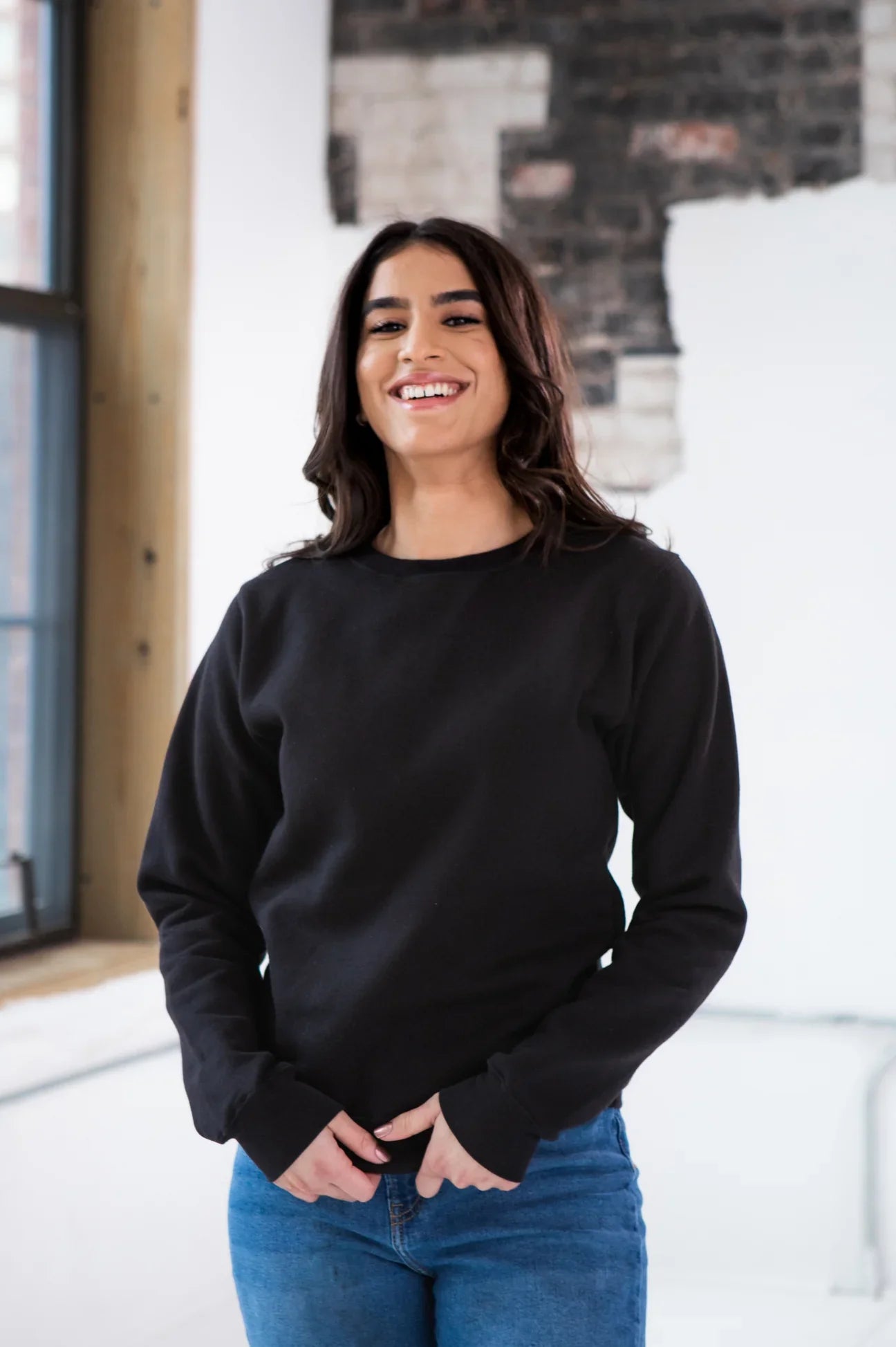 7-402U-02BLACKFRONTMODEL_1296x_6ece41e7-6aff-425e-b3d9-033067f52a87